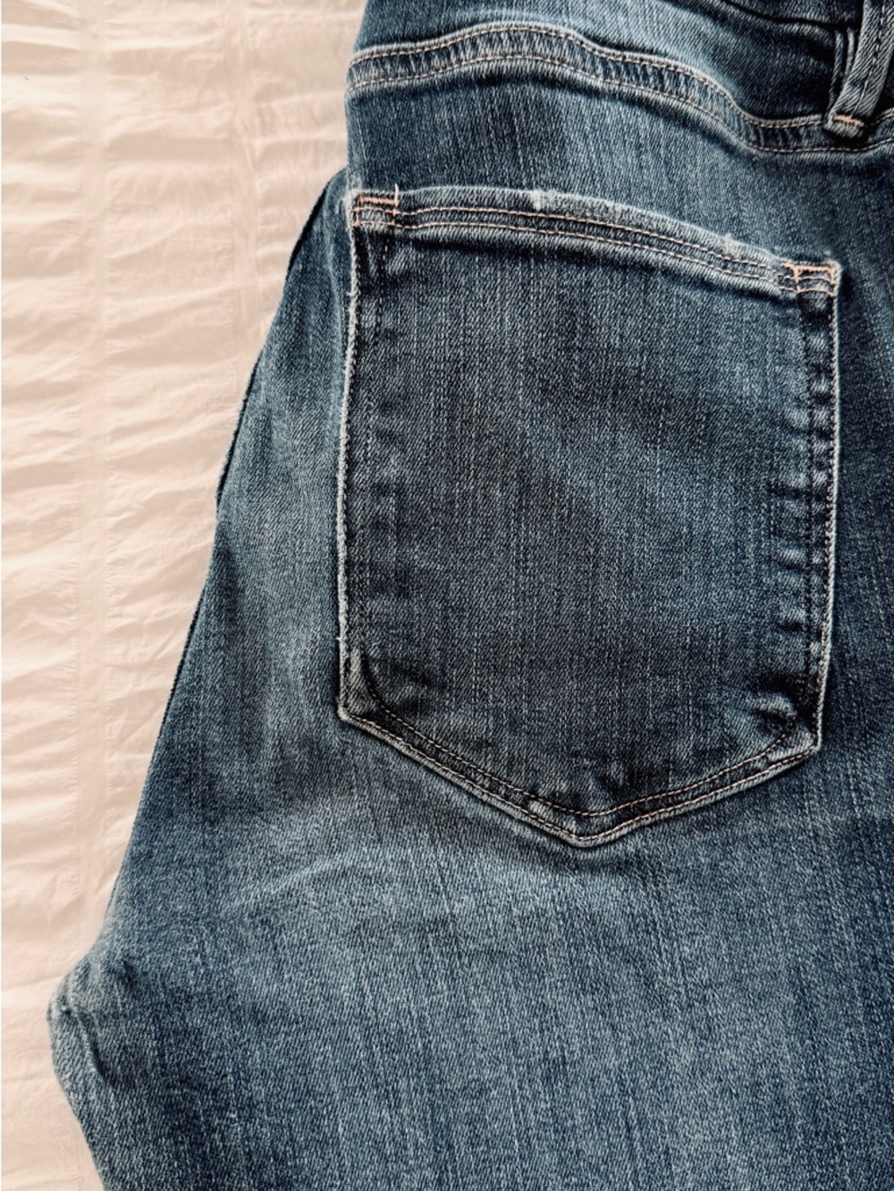 Good American Good Legs Crop Jeans Size 6/28 Blue Denim Mid Rise Skinny - Picture 9 of 12
